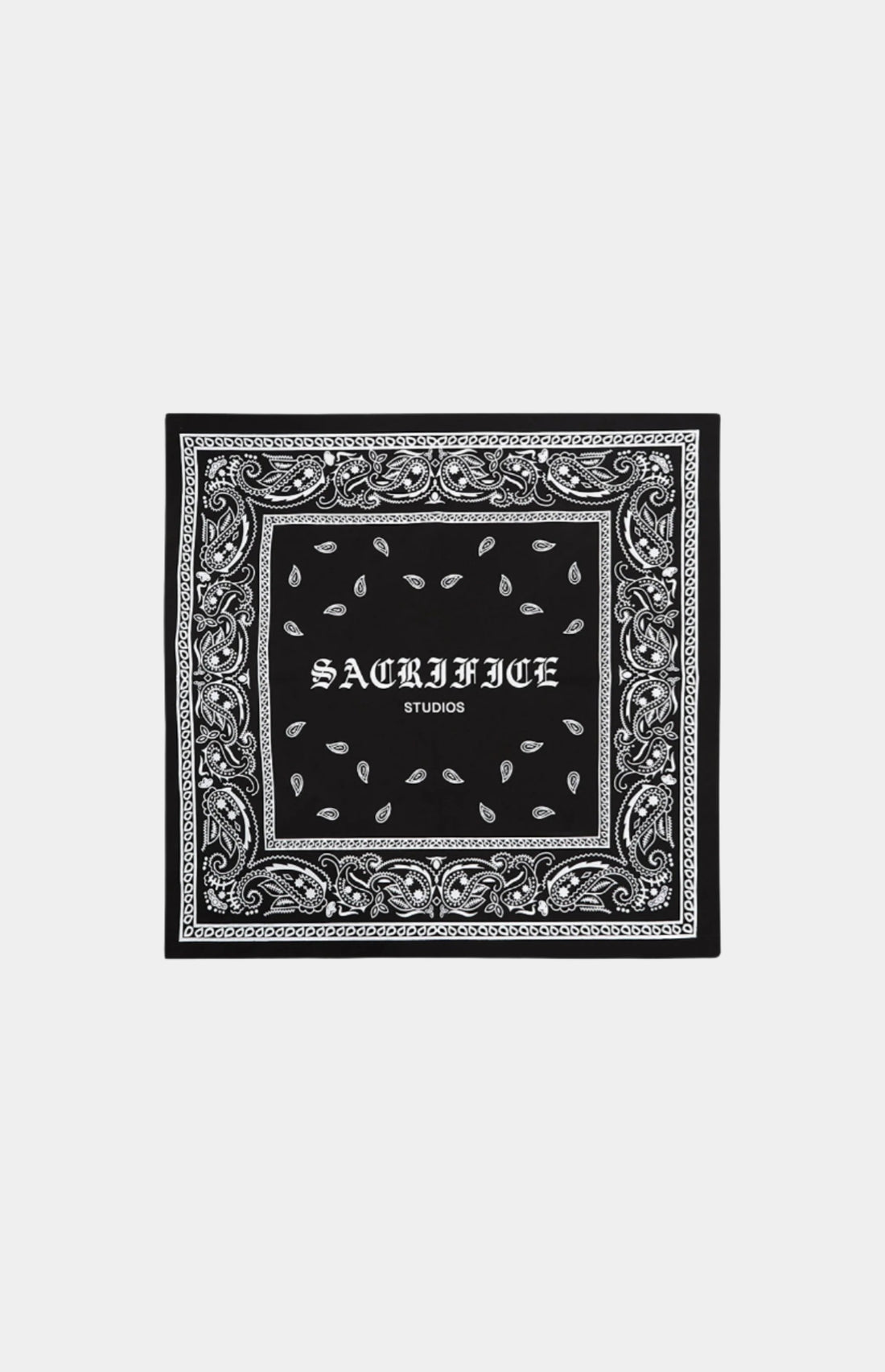 Add a touch of style and edge to your wardrobe with our premium bandana featuring a bold white graphic print. Measuring 55x55cm, this bandana is perfect for a variety of styling options. Expertly crafted in Portugal with a focus on quality and durability, it is easy to maintain with machine washing and hanging to dry for best results. Make a statement with this unique and eye-catching accessory.