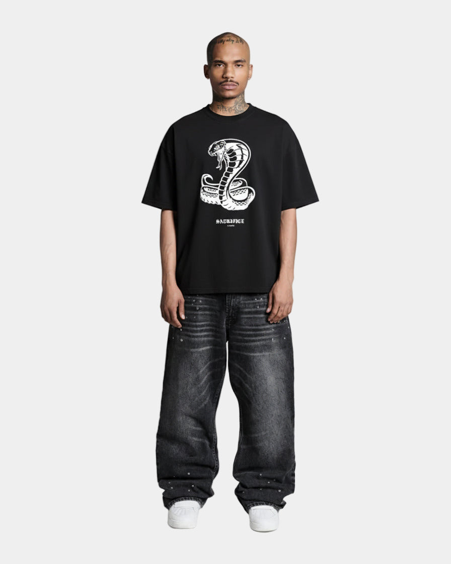 Backstabbing T-Shirt (Oversized Fit)