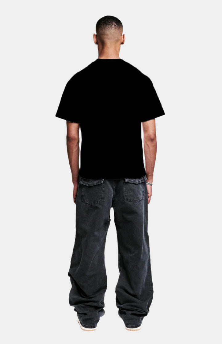 Premium Streetwear Heavy-weight T-Shirt. Expertly crafted in Portugal. Located in Dubai.