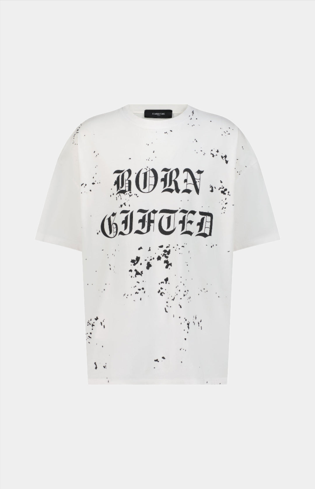 Premium Streetwear Heavy-weight T-Shirt. Expertly crafted in Portugal. Located in Dubai.